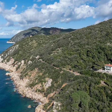 Meraviglia 8, Emma